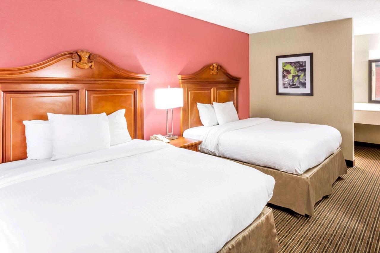 Ramada By Wyndham Salt Lake City North Temple エクステリア 写真