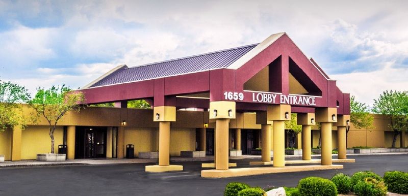 Ramada By Wyndham Salt Lake City North Temple エクステリア 写真