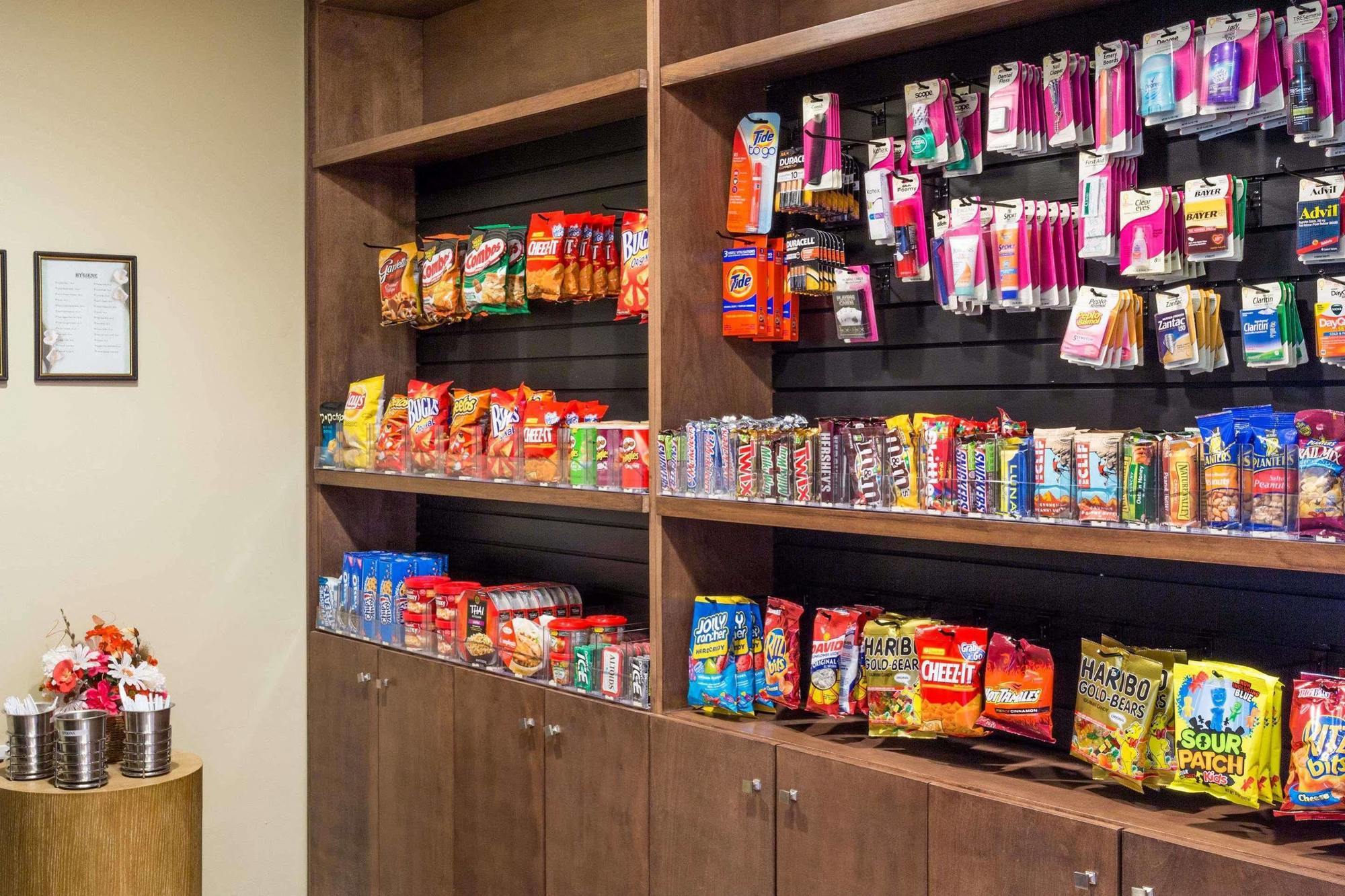 Ramada By Wyndham Salt Lake City North Temple エクステリア 写真