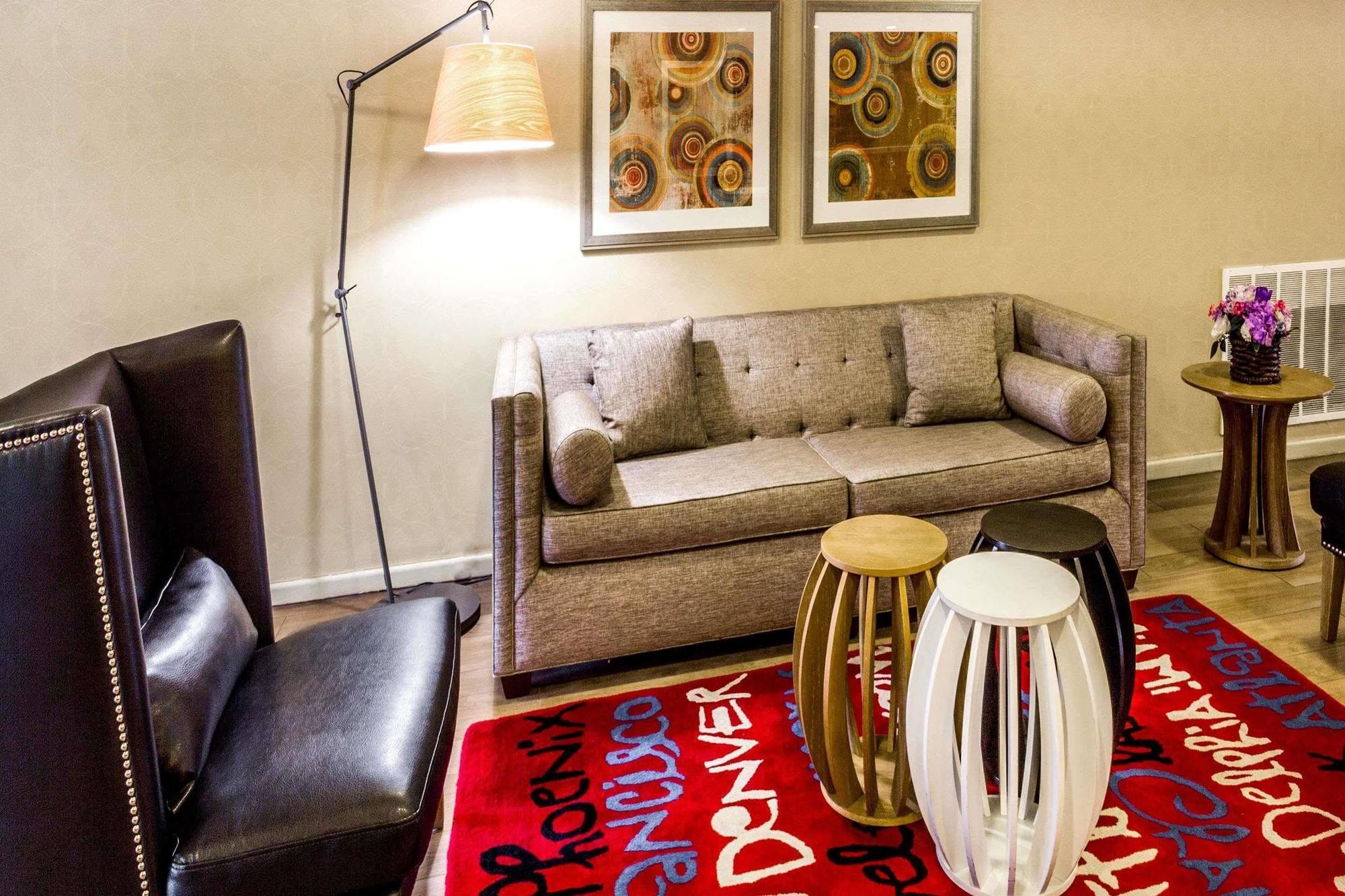 Ramada By Wyndham Salt Lake City North Temple エクステリア 写真