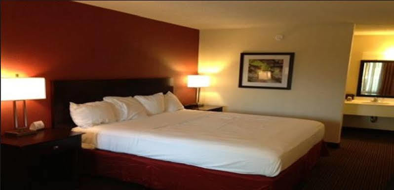 Ramada By Wyndham Salt Lake City North Temple エクステリア 写真